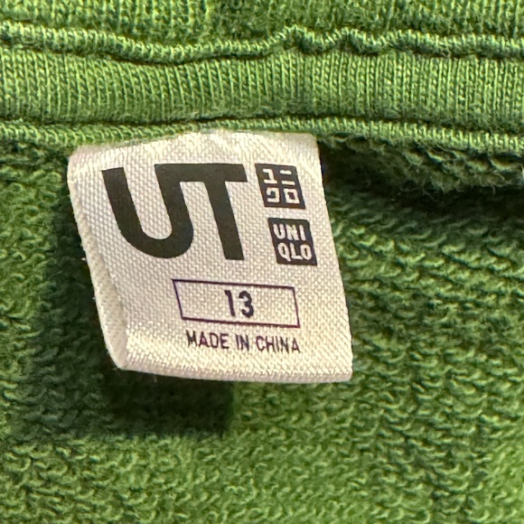 Uniqlo Nintendo Yoshi Green Sweatshirt Hoodie Size 13 - Picture 5 of 9